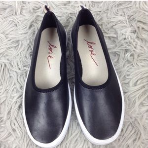 Ed by Ellen Degeneres Denji VGUC Sz 7.5